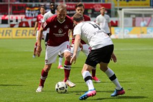 2. Bundesliga: Nürnberg stürmt an die Tabellenspitze, Braunschweig und Dresden feiern knappe Heimsiege