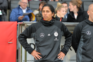 DFB trennt sich von Steffi Jones! Horst Hrubesch übernimmt die deutsche Frauen-Nationalmannschaft