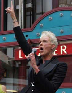 Wetten auf das Dschungelcamp - Brigitte Nielsen